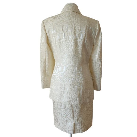 NWT/NOS Vintage Ports International Cream Skirt suit - Picture 3 of 12